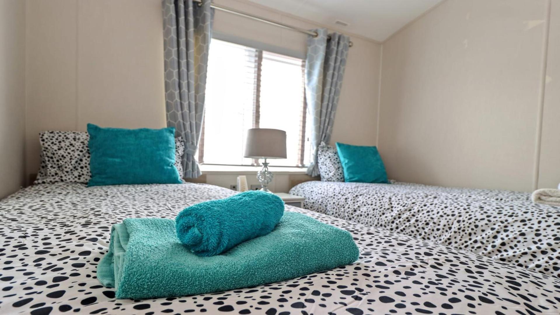 33 Beach Retreat Lodge Pevensey Bay Holiday Park Esterno foto