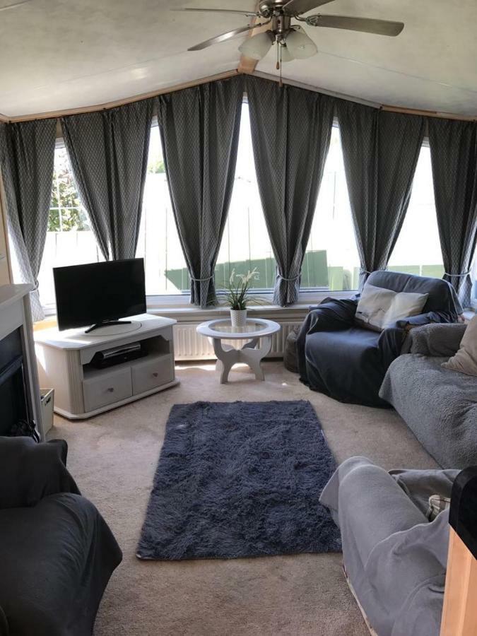 33 Beach Retreat Lodge Pevensey Bay Holiday Park Esterno foto